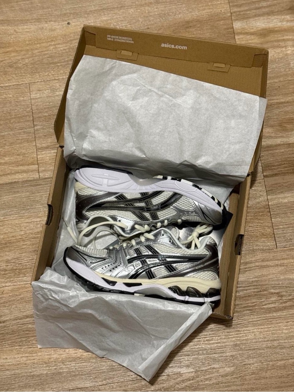 ASICS gel kayano 14